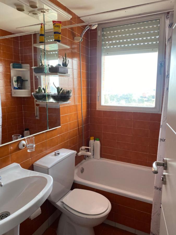 Habitacion Economica Tres Cantos Esterno foto
